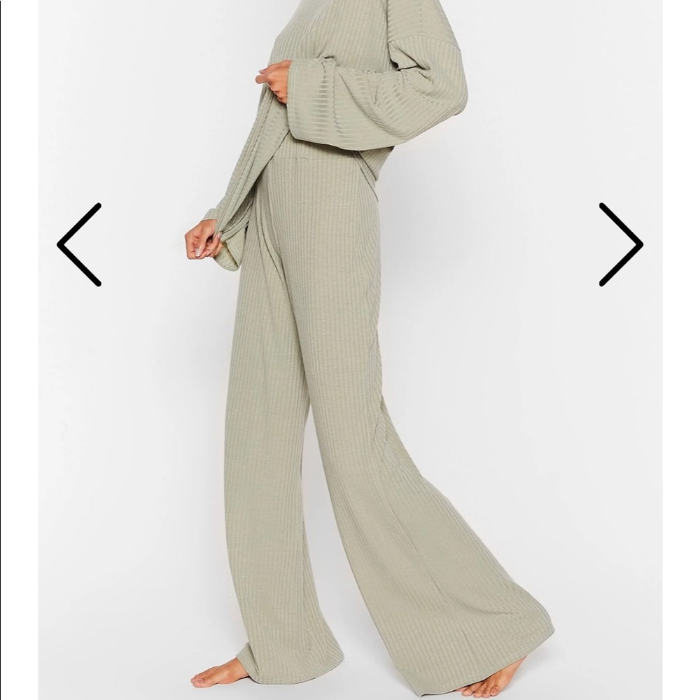 NastyGal Loungeset 2 piece in Sage